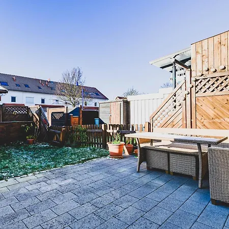 بيت للعطل Haus Mit Garten Nahe Messe *