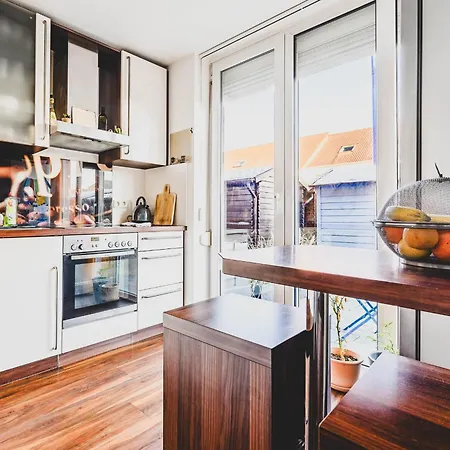 Modern House With Garden And Easy Access To Hannover Messe Trade Fair בית נופש