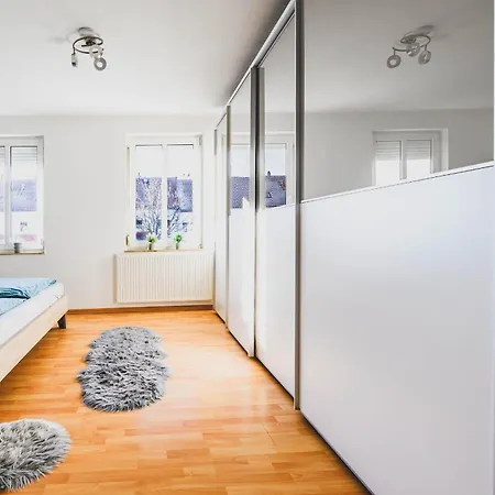Modern House With Garden And Easy Access To Hannover Messe Trade Fair
